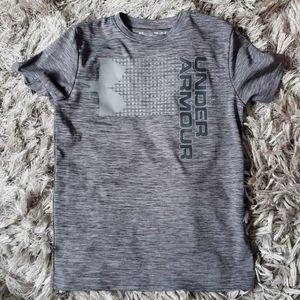 Under Armour Youth Medium HEATGEAR Shirt